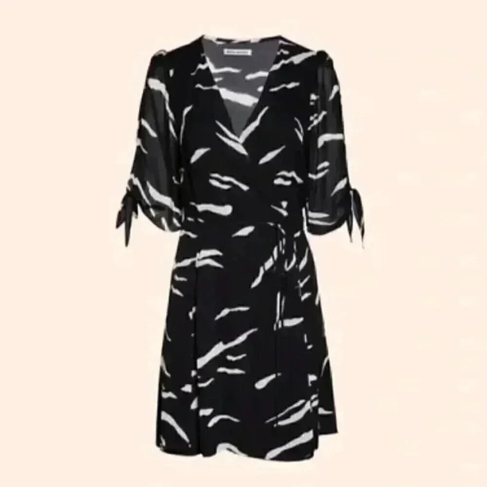 NWT Reformation Sammy Dress in Mustang Black White Animal Print Wrap Size 1X